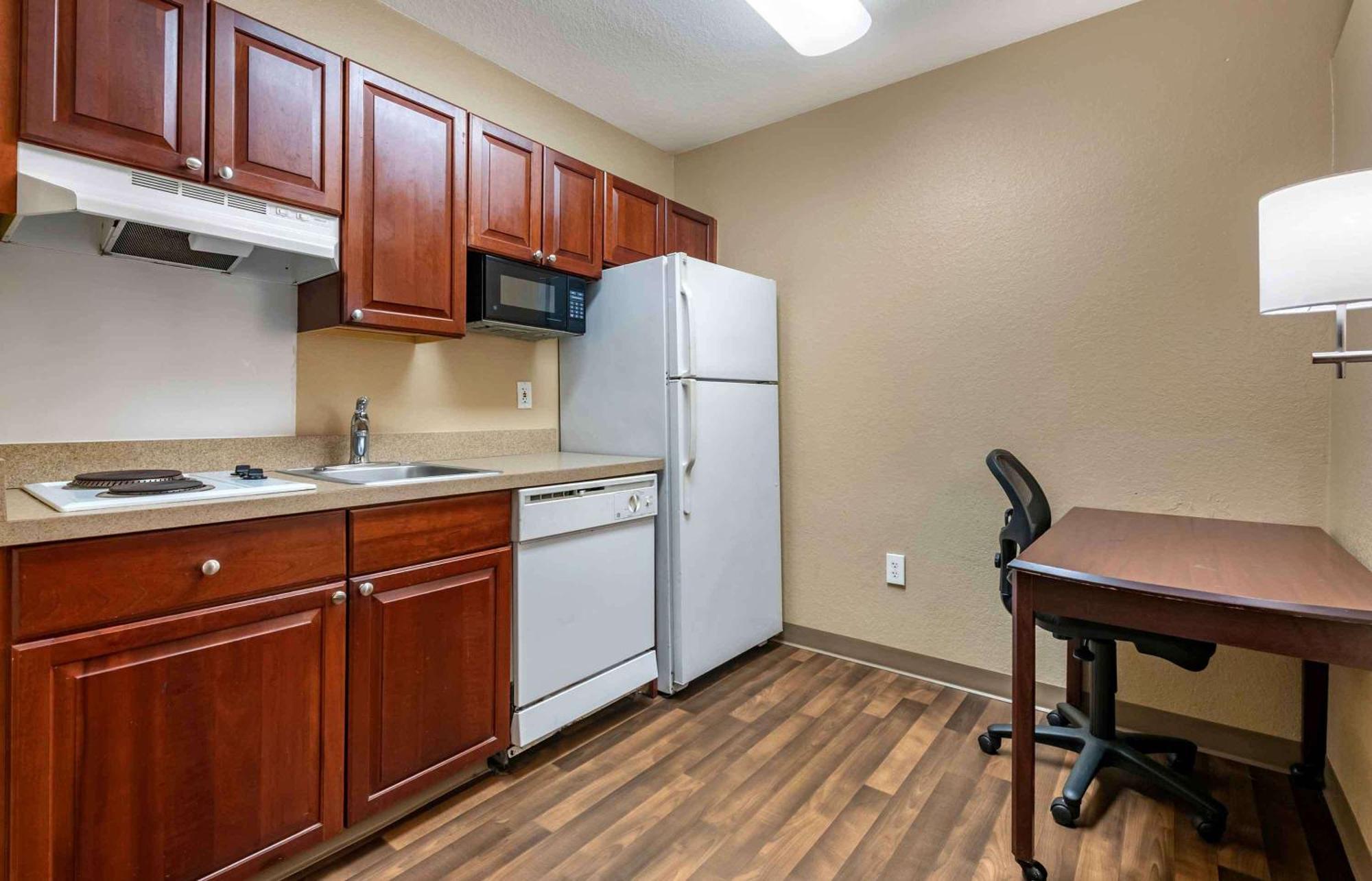 Extended Stay America Suites - Austin - North Central Экстерьер фото